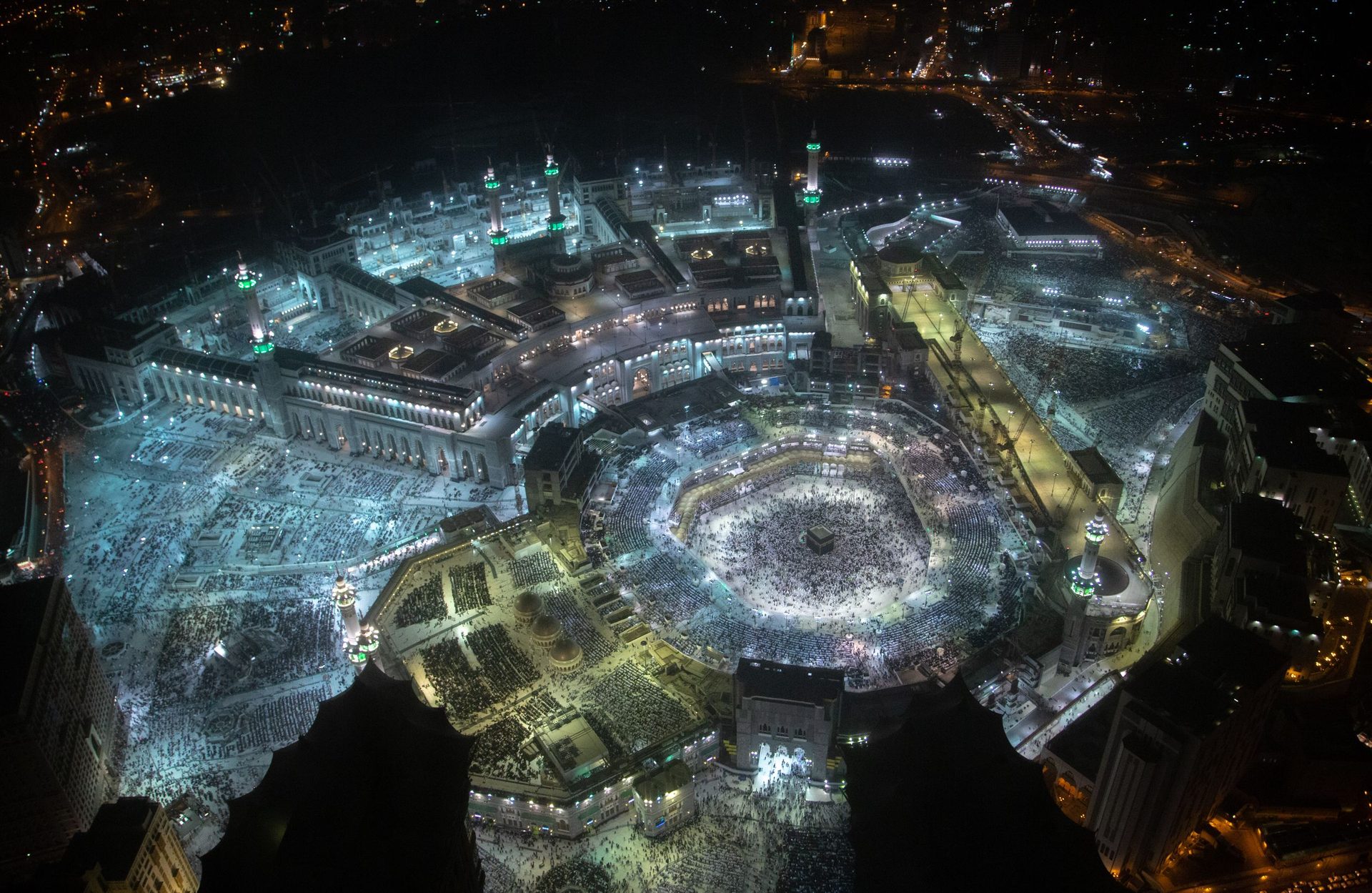 3 star economy Umrah 10 nights Kaaba aerial view budget