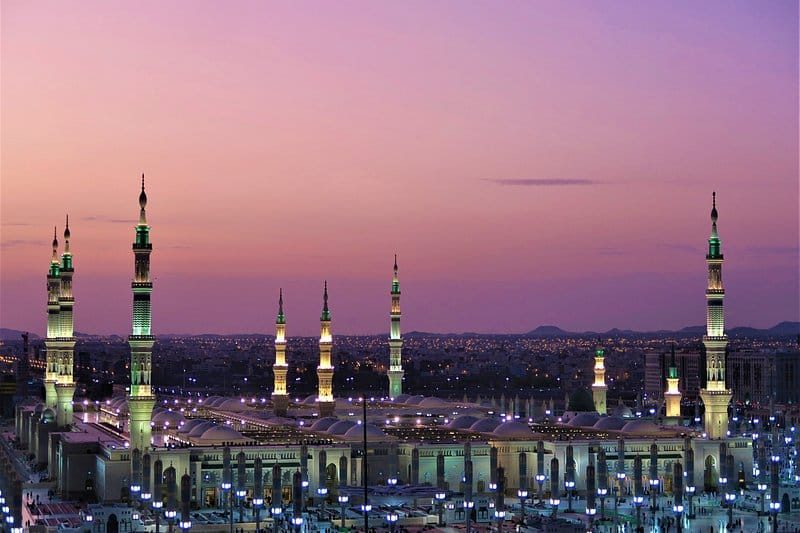 4 star standard Umrah 20 days Madinah